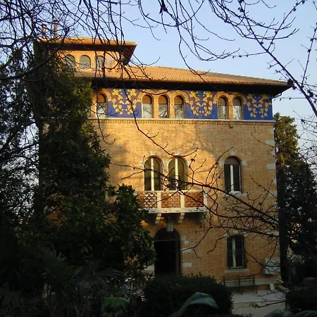 Dei Merli - Liberty & Natural Garden - *